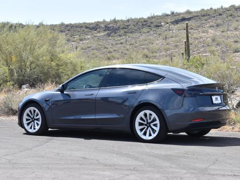 Used 2023 Tesla Model 3 Long Range AWD/4WD image 5