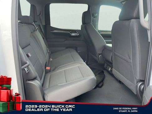 New 2025 GMC Sierra 1500 Elevation image 32