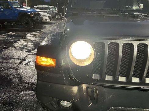 Used 2020 Jeep Wrangler Unlimited Sport S image 16