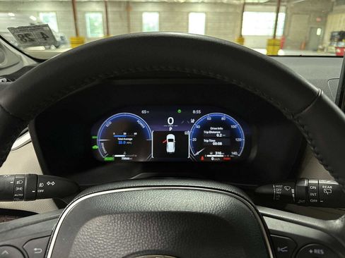 Used 2023 Toyota RAV4 Limited AWD/4WD image 36