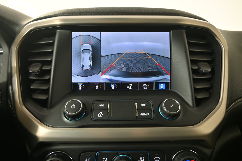 Used 2021 GMC Acadia Denali w/ GMC Pro Grade Package AWD/4WD image 30