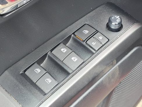 Used 2023 Toyota Tacoma TRD Off-Road AWD/4WD image 24