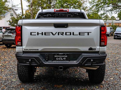 Used 2024 Chevrolet Colorado ZR2 w/ ZR2 Bison Edition image 5