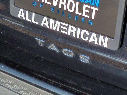 Used 2024 Volkswagen Taos SE image 31