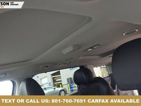 Used 2025 Kia Carnival SX Prestige FWD image 8