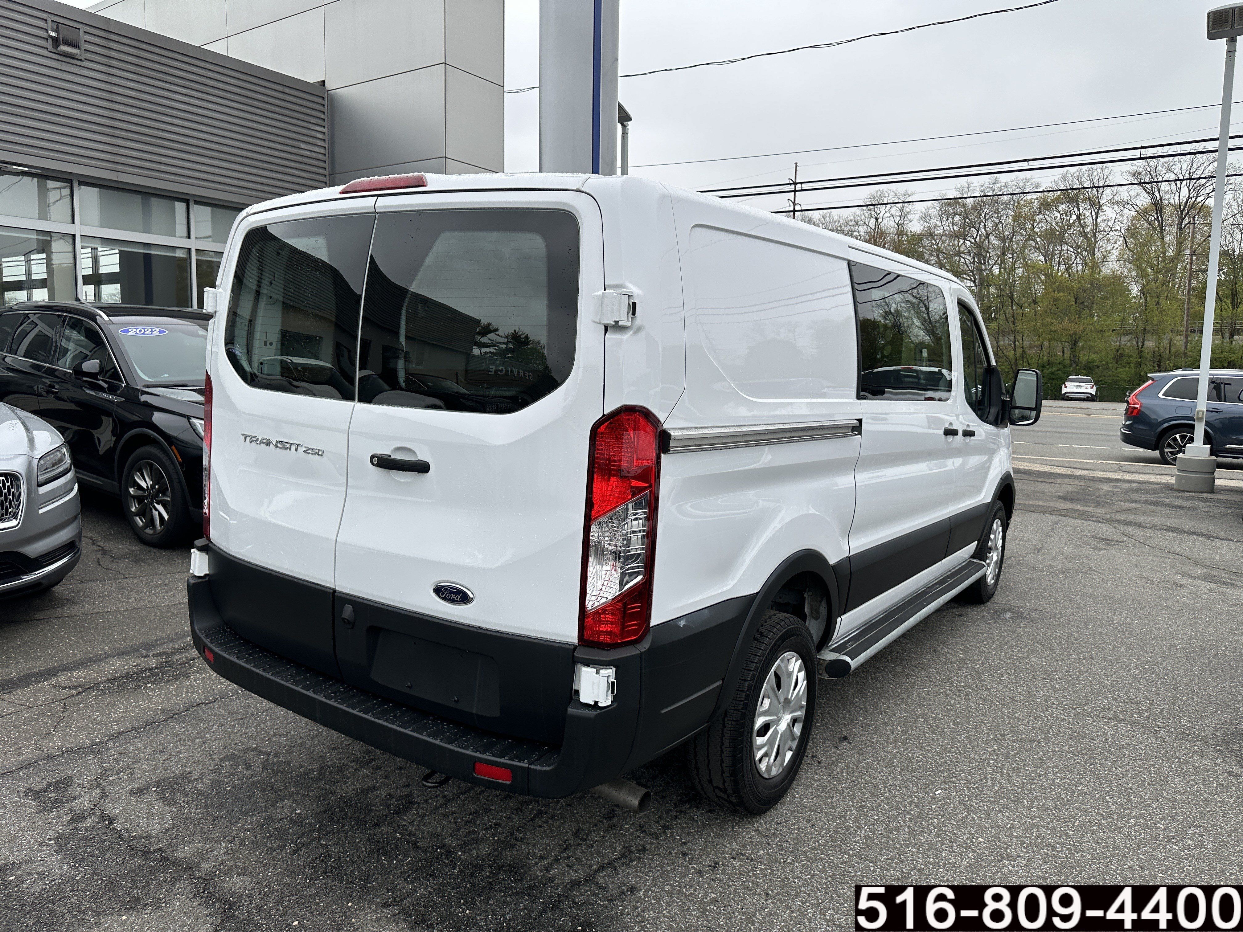 Used 2025 Ford Transit 250 Low Roof w/ Exterior Upgrade Package RWD image 5