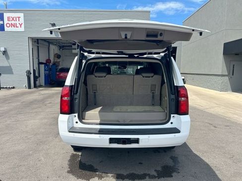 Used 2019 Chevrolet Tahoe LT RWD image 25