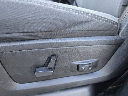 Used 2024 RAM 3500 Big Horn image 17