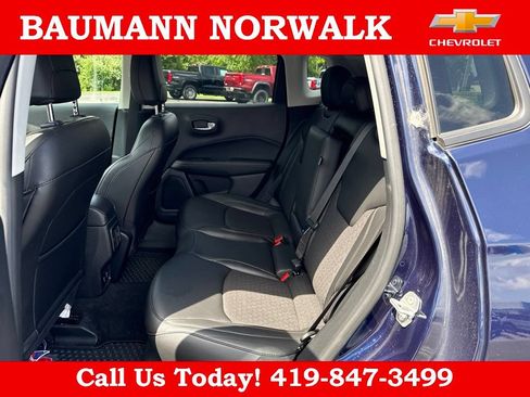 Used 2021 Jeep Compass Latitude w/ Convenience Group AWD/4WD image 11