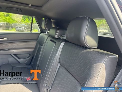 Used 2023 Volkswagen Atlas Cross Sport SE image 9