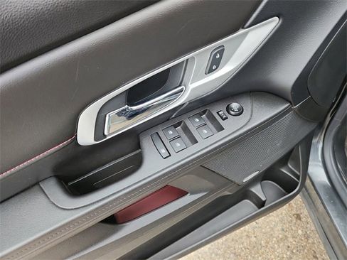 Used 2017 GMC Terrain SLE w/ Driver Alert Package I image 21