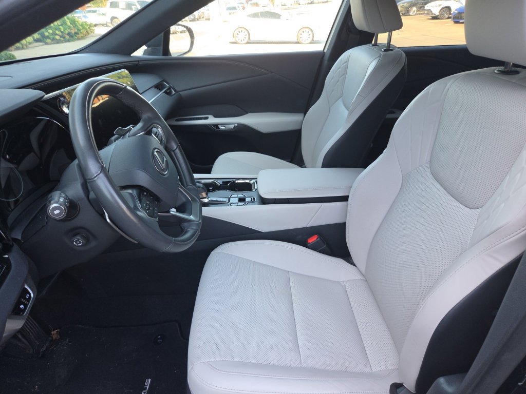 Used 2024 Lexus RX 350 Premium w/ Convenience Package AWD/4WD image 5