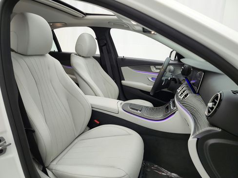 Used 2021 Mercedes-Benz E 350 Sedan image 20