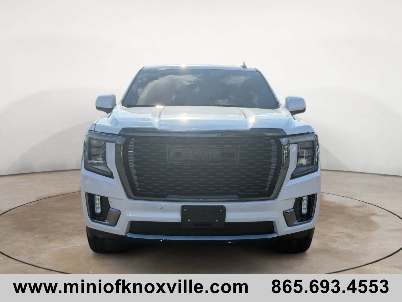 Used 2024 GMC Yukon Denali Ultimate AWD/4WD image 8