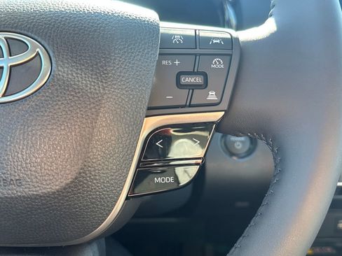 New 2026 Toyota Camry Hybrid image 24