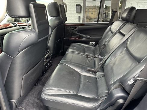 Used 2014 Lexus LX 570 4WD image 20