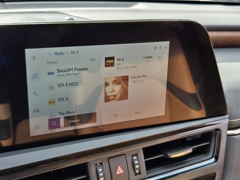 Used 2023 Lexus ES 350 w/ Premium Package image 21