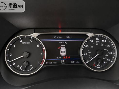 Used 2024 Nissan Sentra SR FWD image 14