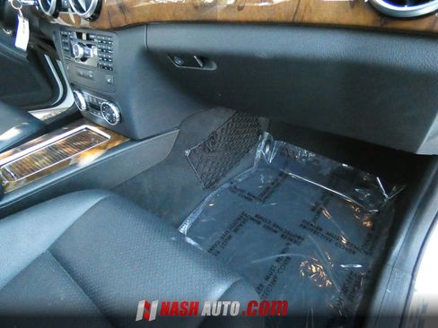 Used 2014 Mercedes-Benz GLK 350 2WD w/ Premium 1 Package image 31