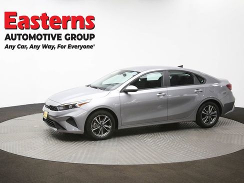 Used 2023 Kia Forte LXS image 59