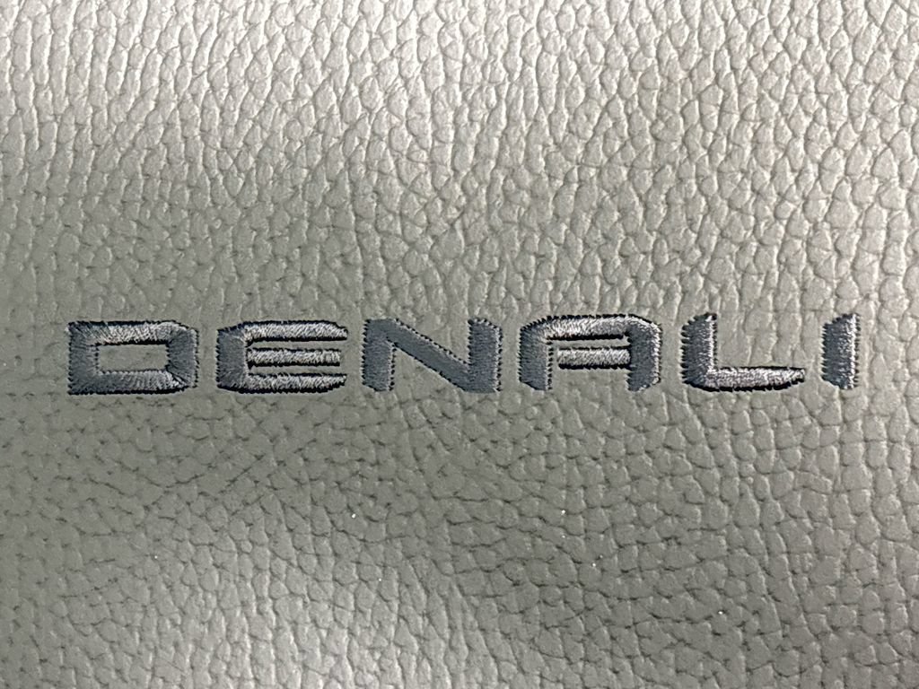 New 2026 GMC Sierra 1500 Denali w/ Denali Reserve Package AWD/4WD image 36
