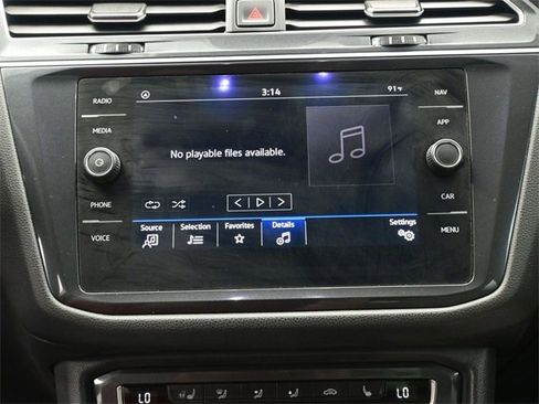 Used 2021 Volkswagen Tiguan SEL w/ 3-Row Tiguan MDO Package image 3