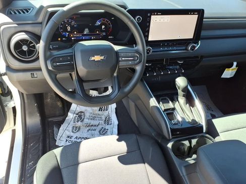 New 2026 Chevrolet Colorado W/T image 13