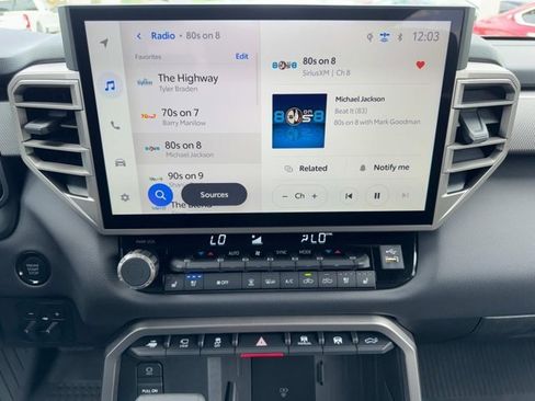 Used 2025 Toyota Tundra Limited image 26