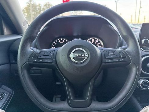 Used 2024 Nissan Sentra S image 17