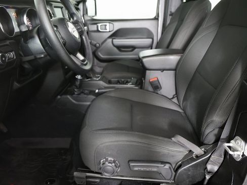 Used 2022 Jeep Wrangler Sport image 10