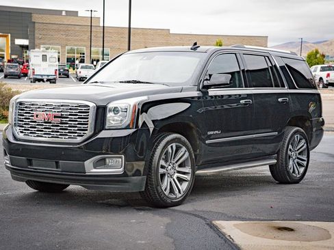 Used 2018 GMC Yukon Denali image 12