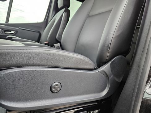 New 2025 Mercedes-Benz Sprinter 2500 image 11