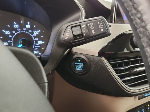 Used 2022 Ford Escape SEL image 21