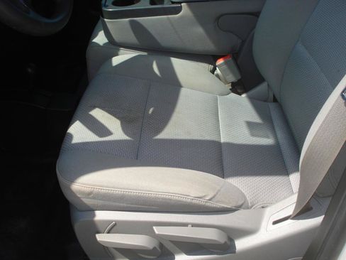 Used 2015 Chevrolet Silverado 2500 W/T AWD/4WD image 21