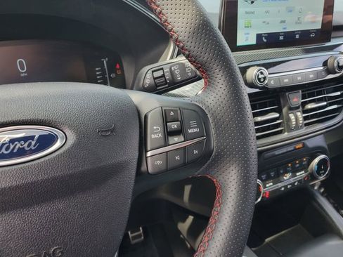 Used 2024 Ford Escape ST-Line AWD/4WD image 14
