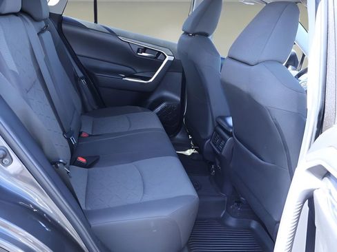 Certified 2023 Toyota RAV4 XLE w/ Convenience Package FWD image 16