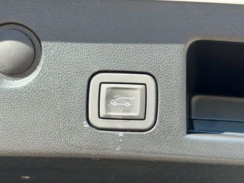 Used 2026 Chevrolet Equinox RS w/ Convenience Package III image 13