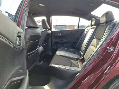 Used 2016 Honda Accord Sport image 12