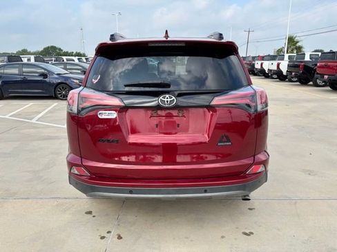 Used 2018 Toyota RAV4 Adventure AWD/4WD image 5