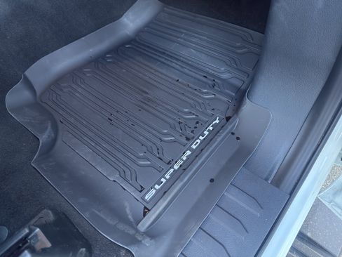 Used 2025 Ford F250 XLT image 29