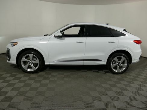 New 2025 Audi Q5 Premium Plus image 6