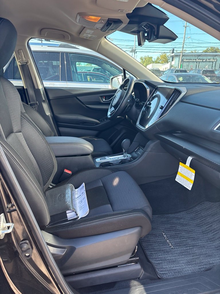 Used 2023 Subaru Ascent Premium w/ Convenience Package AWD/4WD image 6