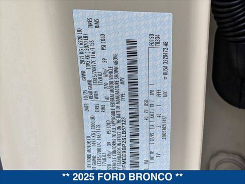 New 2025 Ford Bronco Badlands image 21