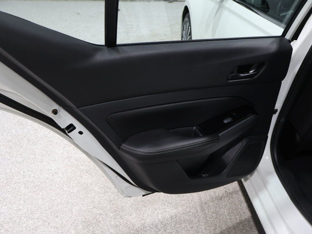 Used 2023 Nissan Altima 2.5 SV FWD image 18