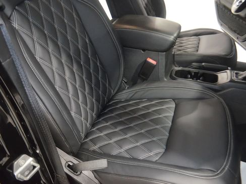 Used 2022 Jeep Gladiator Overland image 22