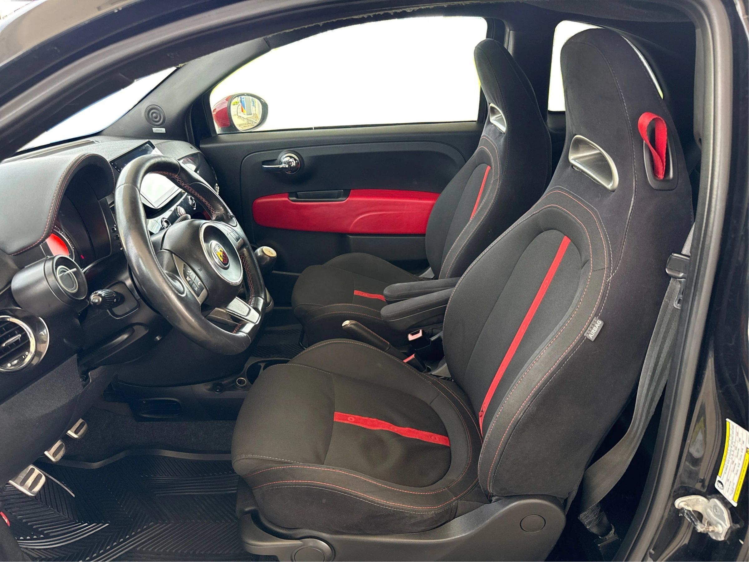 Used 2012 FIAT 500 Abarth w/ Safety & Convenience Pkg FWD image 9