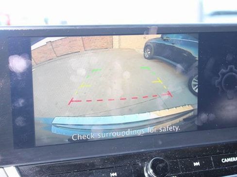 Used 2023 Nissan Altima 2.5 SR w/ SR Premium Package image 8