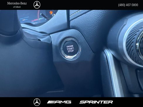 Used 2025 Toyota RAV4 XLE FWD image 29