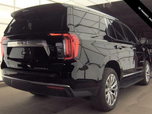 Used 2024 GMC Yukon Denali AWD/4WD image 3