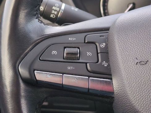 Used 2021 Cadillac XT4 Premium Luxury w/ Cold Weather Package image 25